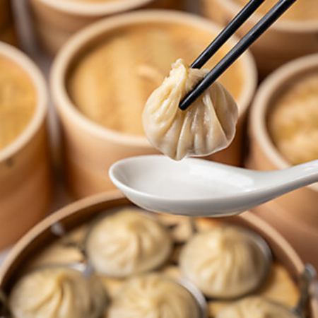 60分小籠包食べ放題付き、選べるランチセット2,400円(税込)