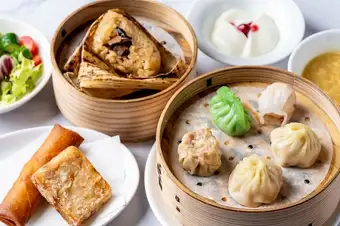 【女子会・ご褒美ランチ】小籠包、点心、デザートなど全6品＋選べる1ドリンク　飲茶点心コース