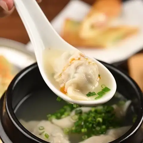 つるもち水餃子