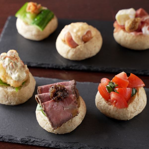 5種から選べる♪自家製ローストビーフのカナッペ＆ビンチョス