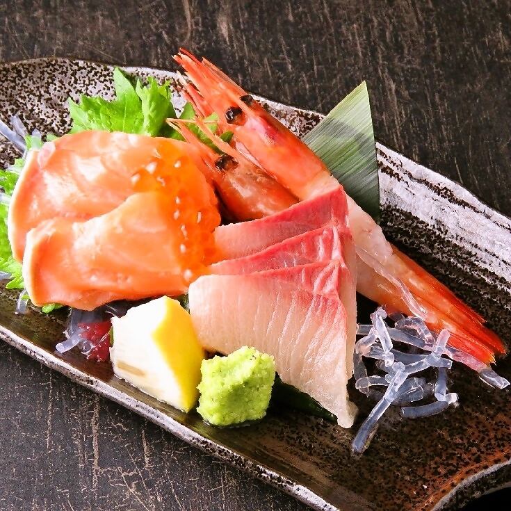 您可以享用新鮮的魚◎“3種生魚片”可用
