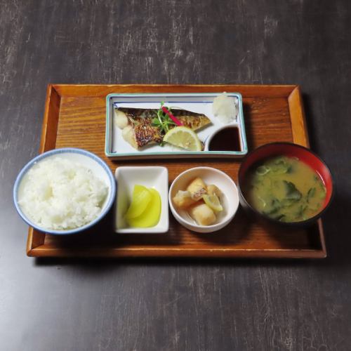 さばの塩焼き定食