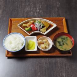 海老と彩り野菜のオイスターソース炒め定食