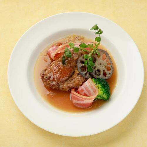 Oven-roasted tenderly stewed TOKYO X pork and bacon
