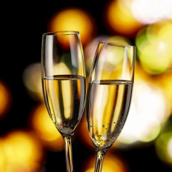 【12/24(水)、25(木)限定！】クリスマスディナーコース【2名様限定、2部制、17：00ご予約】