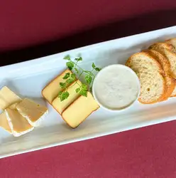 Assortment of 3 kinds of cheese