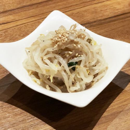 Bean sprouts namul