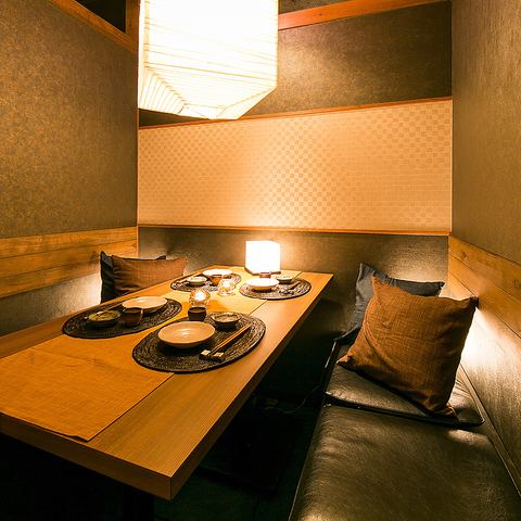 Enjoy a conversation with just the two of you in a modern space and enjoy a toast with delicious sake!