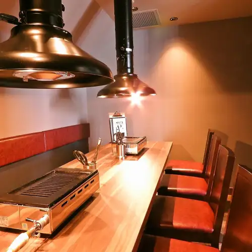 [Relaxing semi-private rooms]