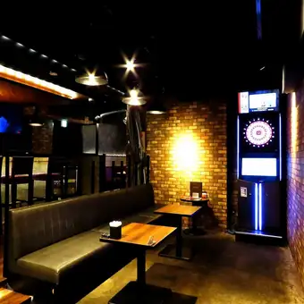 少人数でお楽しみいただけるお席をご用意しております♪女子会や打ち上げなどお集まりにぴったりです！美味しいお酒と楽しい時間をお楽しみください。