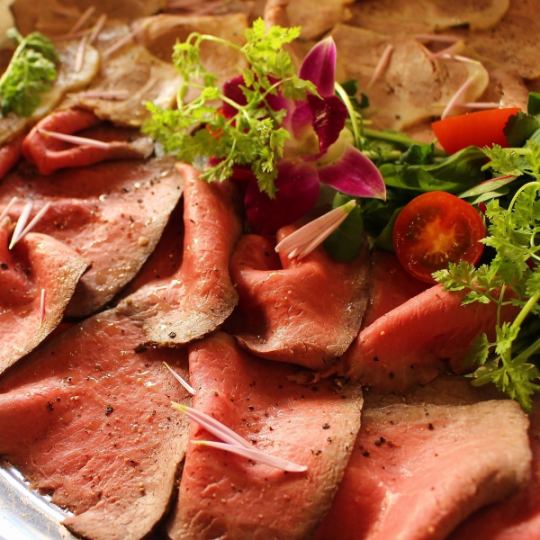 [This is for a weekday banquet!] Prosciutto ham and roast beef also included ♪ Vittoria course! 8 dishes including 90 minutes of all-you-can-drink for 3,400 yen