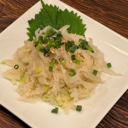 白色 omasum 刺