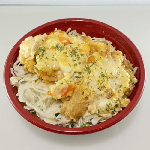 鸡肉 Nanbandon 有很多鸡蛋