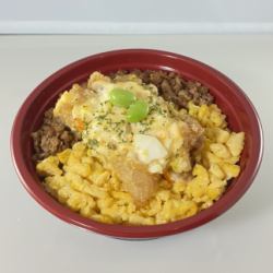 秘制酱料鸡碎碗