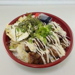 人气第一餐！！炭烤鸡肉和蛋黄酱碗