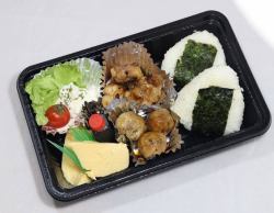 烤鸡肉串饭团套餐