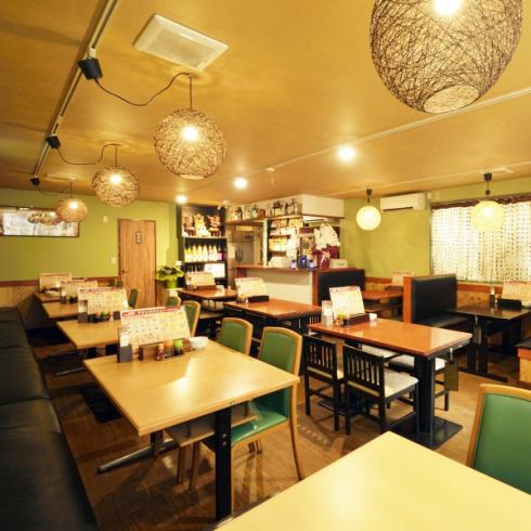 We can accommodate private parties for 30 to 50 people! Of course, we also offer all-you-can-eat options!