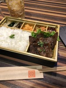【A5ランク黒毛和牛を堪能できるお弁当】
