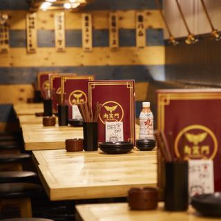 テーブル席は繋げて最大50名様までご案内できます！！貸切宴会などはお気軽にご相談下さい◎