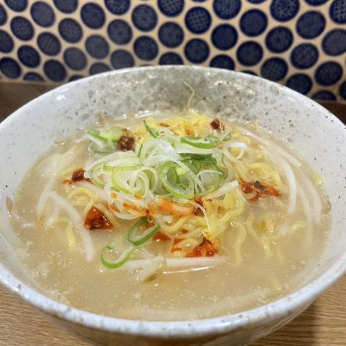 鶏白湯ラーメン