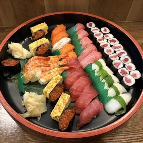 近隣の系列店舗より出前ができます！(ご予約がおすすめ)