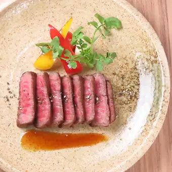 【ディナー】当日OK!白老牛ステーキとシェフお任せ料理全6品+120分生ビール込み飲み放題7000円