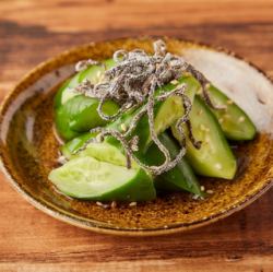 Assorted pickles/Salted kelp pounded cucumber/Steamed green beans