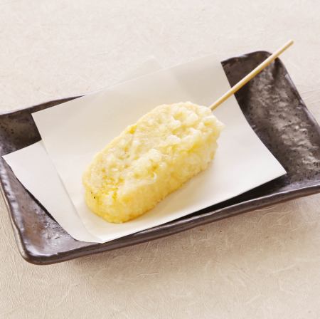 Rolled omelet with dashi broth