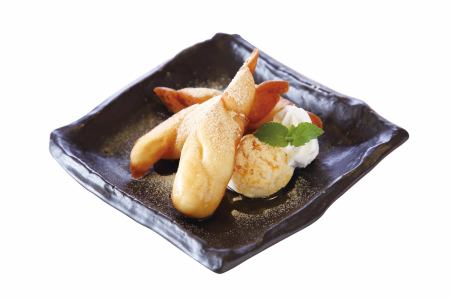 Kinako bread with ice cream