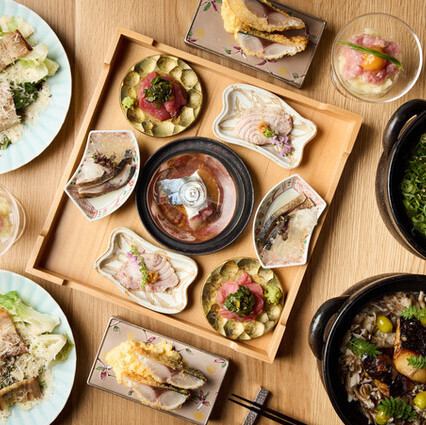 盛放在小碟子裡！盡情享用鮪魚和鯖魚吧♪