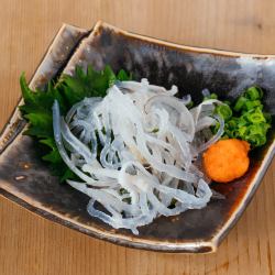 Homemade crunchy teppii with ponzu sauce