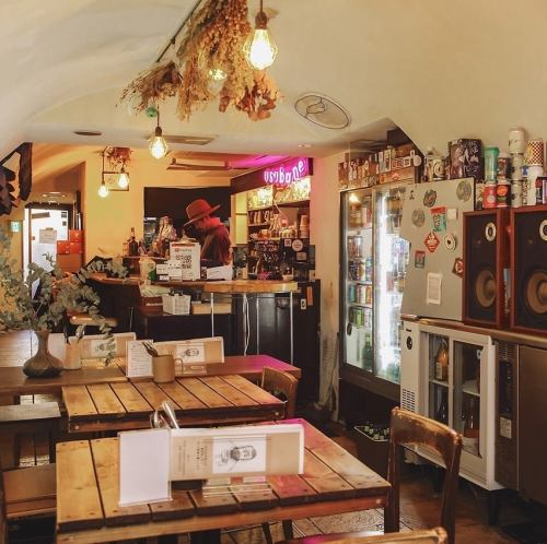 おしゃれで落ち着いた店内