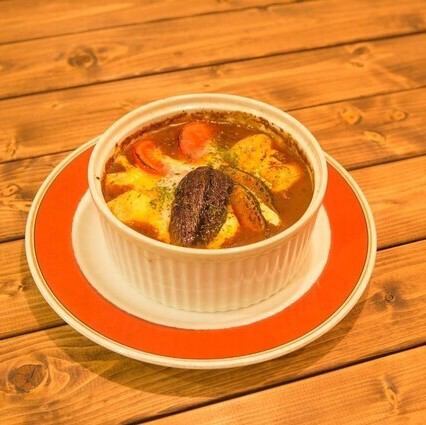 【看板メニュー】香ばしい香りがたまらない♪ボリューム満点熱々焼きカレー1540円(税込)
