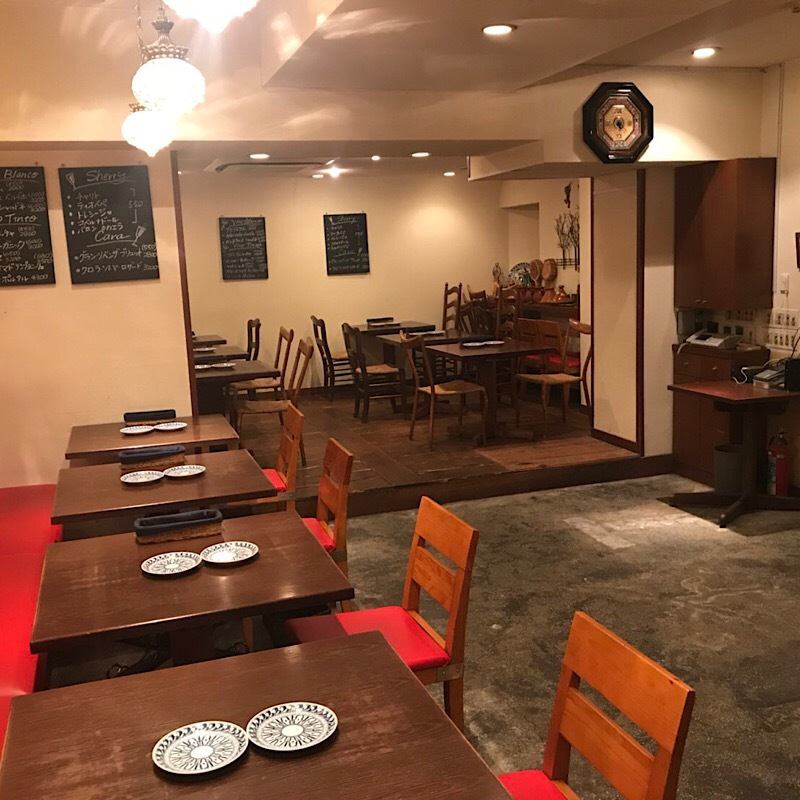 We can accommodate parties of up to 60 people! Courses starting from 4,200 yen with all-you-can-drink included are available.
