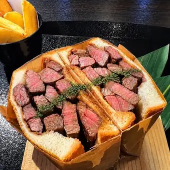 京・A5和牛ステーキサンド