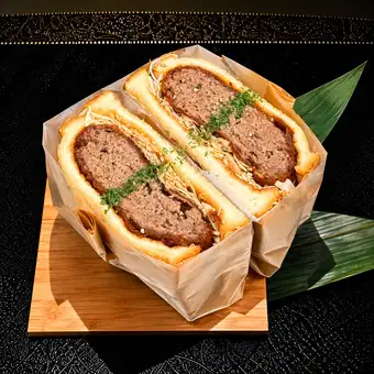 メンチカツサンド