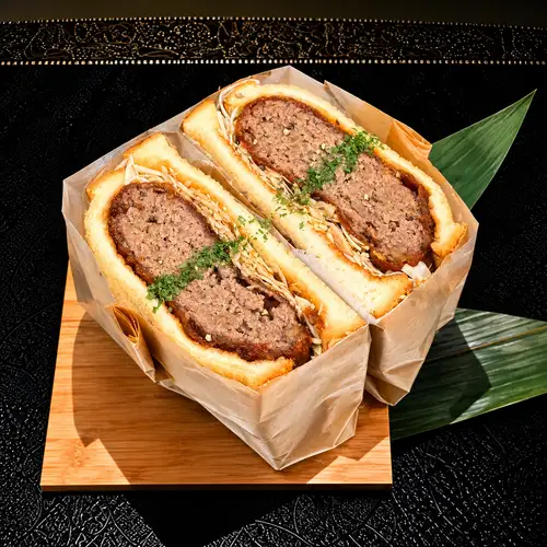 メンチカツサンド