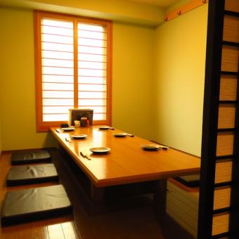 Right next to the entrance is a private room with a sunken kotatsu.