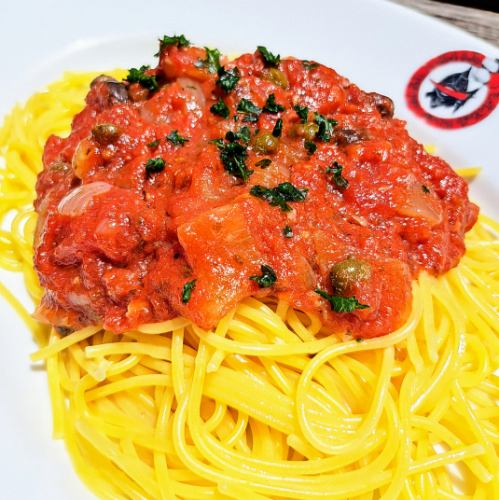 【6月】 プッタネスカ ～アンチョビ、オリーブ、ケーパーのトマトソース～ スパゲティ