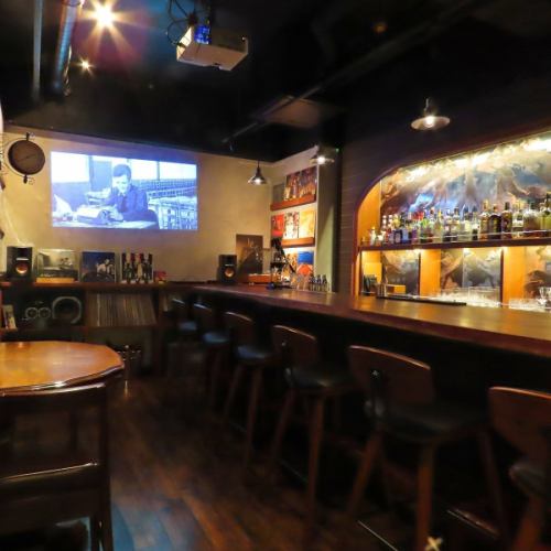 実はお店の奥に隠れ家的BARがあります。詳しくはスタッフまで！