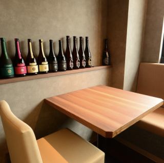 【テーブル席】２名様×１席　※デートや友人との飲み、女子会に最適◎人数に合わせてお席ご用意いたします！