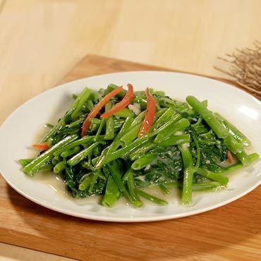 Stir-fried shrimp with miso and water spinach