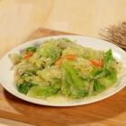 Stir-fried shrimp with miso and lettuce