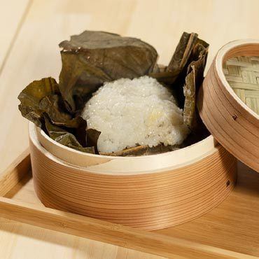 Lotus leaf dumplings