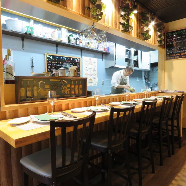 The counter is a special seat where you can see the cooking scene.Enjoy a drink tailored to your cuisine.Please contact the staff if you are wondering which one to use.We have a favorite drink and we will have a drink tailored to you.