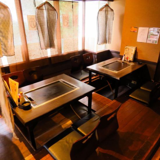 There is a sunken kotatsu table. Please spend a relaxing time surrounded by the iron plate.