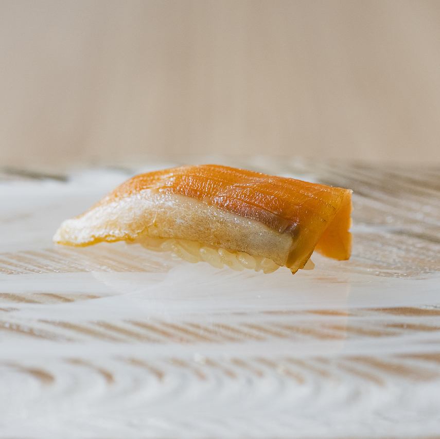 江戸前握りと季節の逸品料理を心ゆくまでご堪能ください...