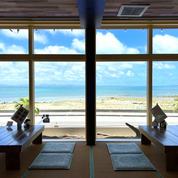 The facility also has a cafe called Umi Café Urutama, which offers a panoramic view of the ocean.