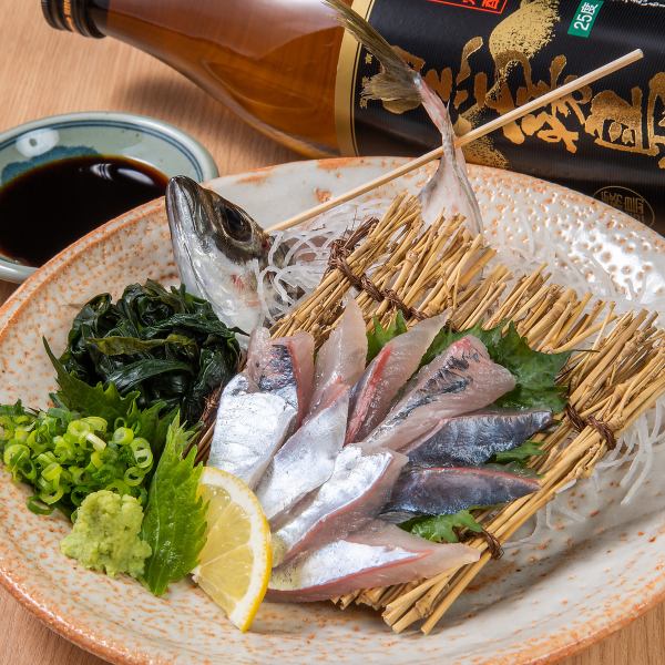Take horse mackerel from a fish tank and prepare it on the spot!