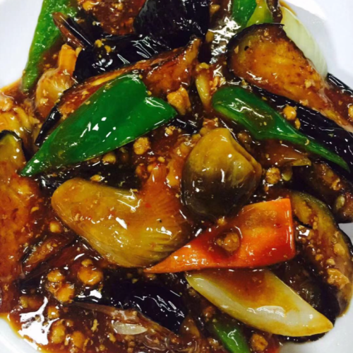 Traditional Sichuan authentic Marvo eggplant / pork and eggplant Chinese-style miso stir-fry / stewed green pepper